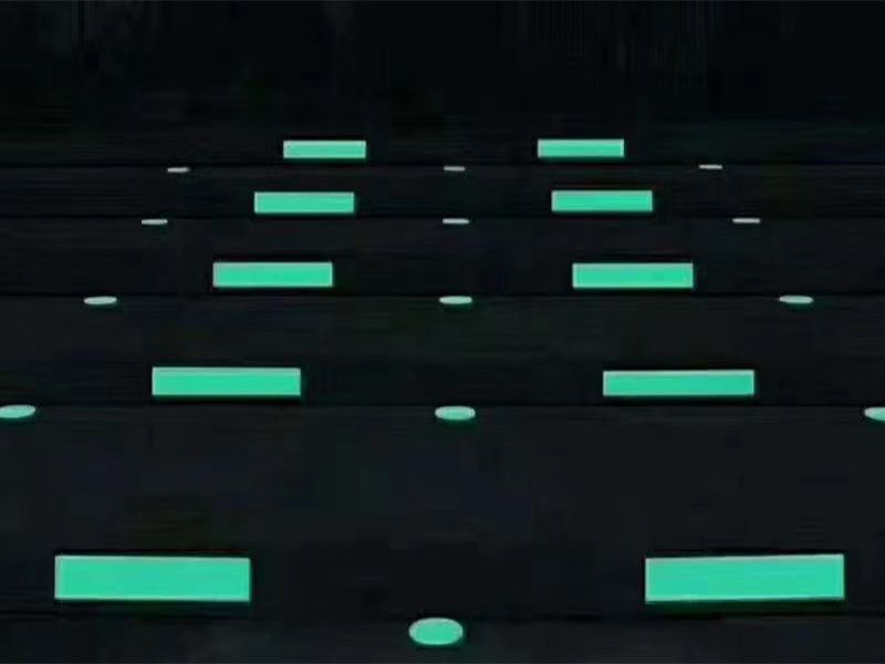 無機蓄光自發(fā)光磚